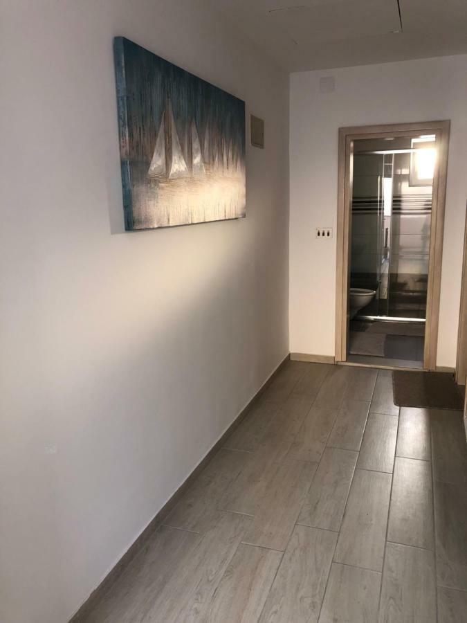 Apartmans And Rooms "Slavica" Novalja Exterior foto